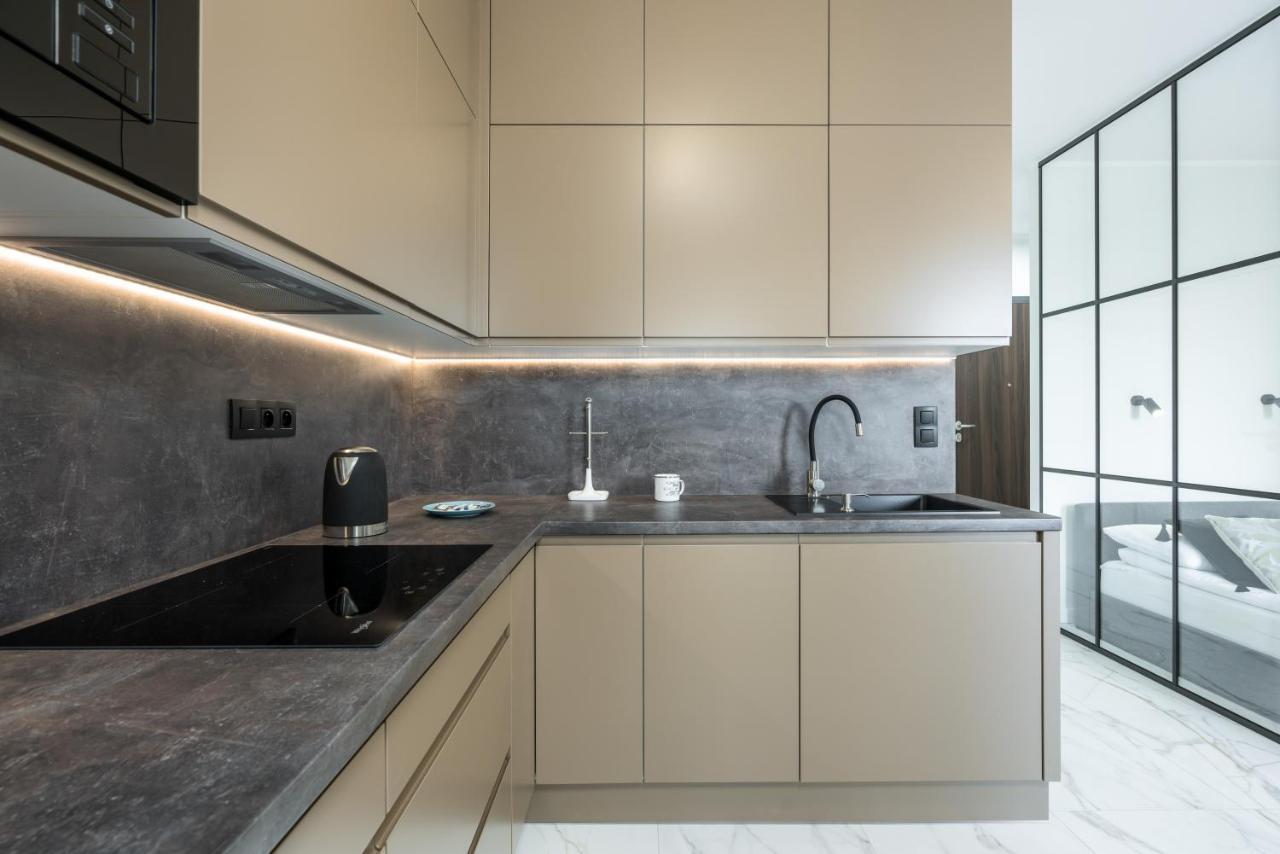 Apartments City View Garbary By Noclegi Renters Poznan Luaran gambar