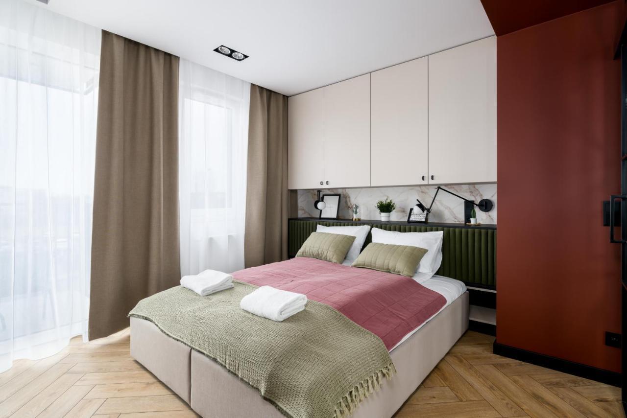 Apartments City View Garbary By Noclegi Renters Poznan Luaran gambar