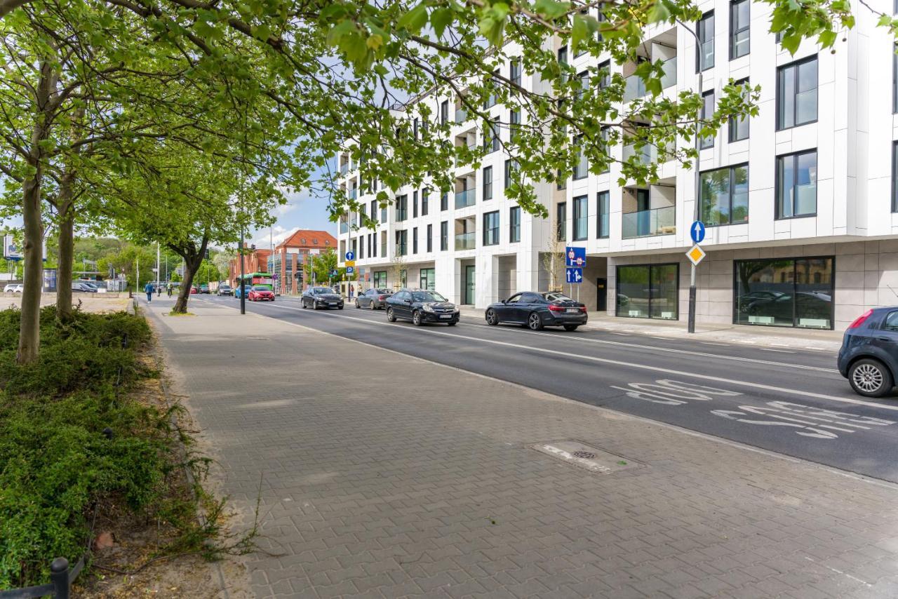 Apartments City View Garbary By Noclegi Renters Poznan Luaran gambar
