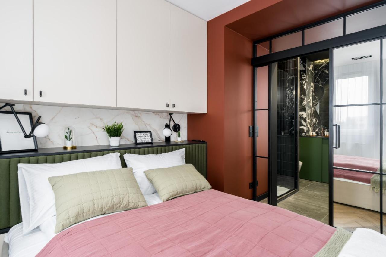 Apartments City View Garbary By Noclegi Renters Poznan Luaran gambar